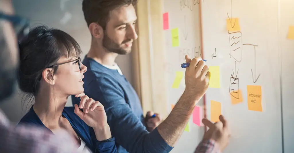 creative-business-people-meeting-at-office