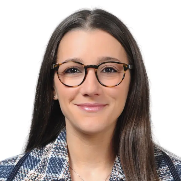 allison-perry-headshot